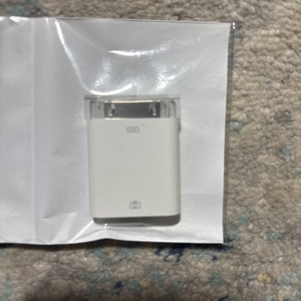 Apple iPad Camera Connection Kit 30 Pin Model MC531ZM/A OEM Open Box